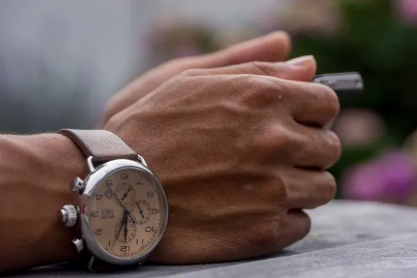 Cómo cambiar una correa de reloj